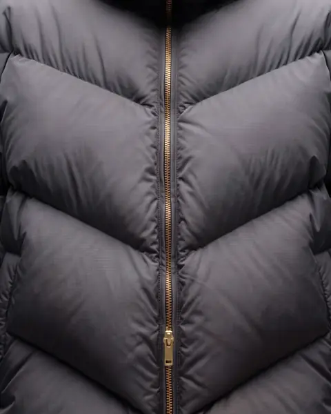 The film: a hand zips the jacket: The last frame